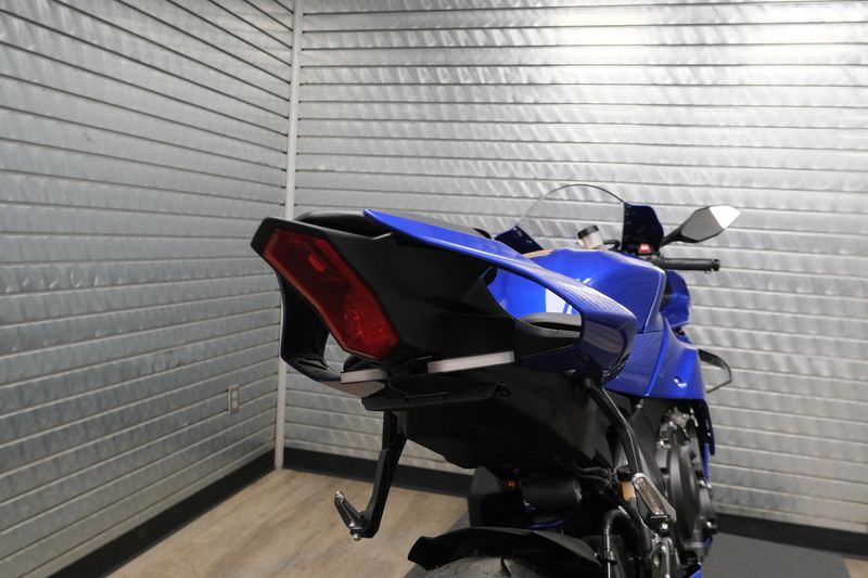 NEW 2026 YAMAHA YZF-R1 Image 14