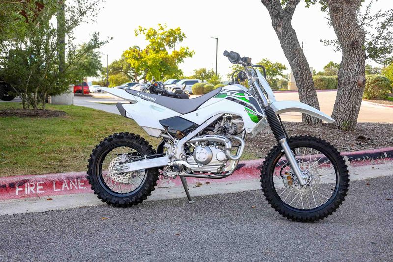 NEW 2026 KAWASAKI KLX140R Image 3