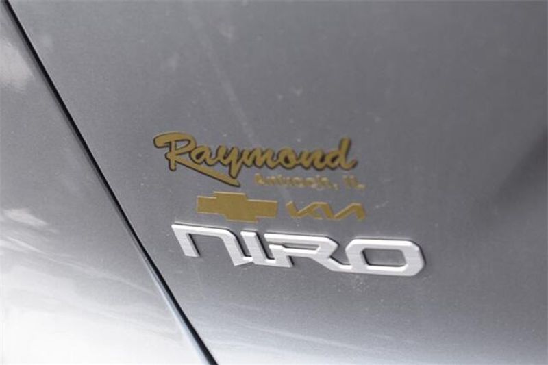 New 2025 Kia Niro EX TouringImage 15