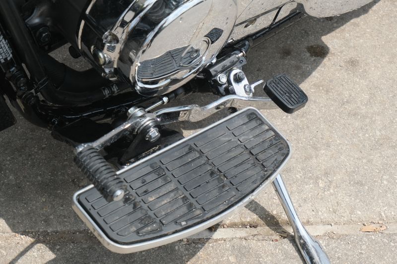 NEW 2025 SUZUKI BOULEVARD C50 Image 16