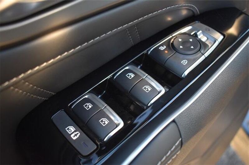 2025 Kia Sorento SXImage 21