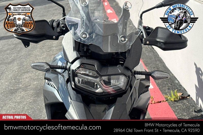 2026 BMW F 800 GSImage 8