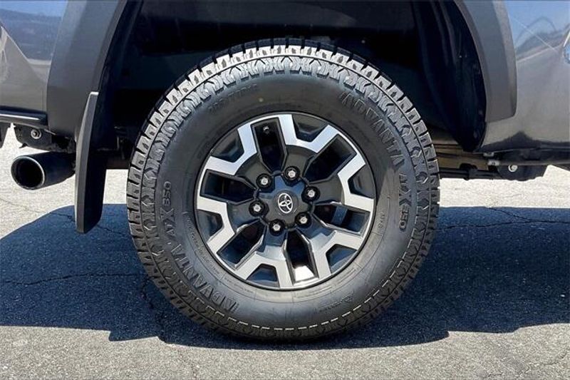 Used 2020 Toyota Tacoma TRD Off-RoadImage 8