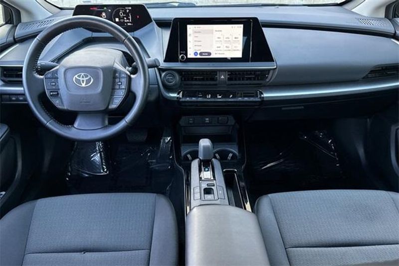 2024 Toyota Prius LimitedImage 11