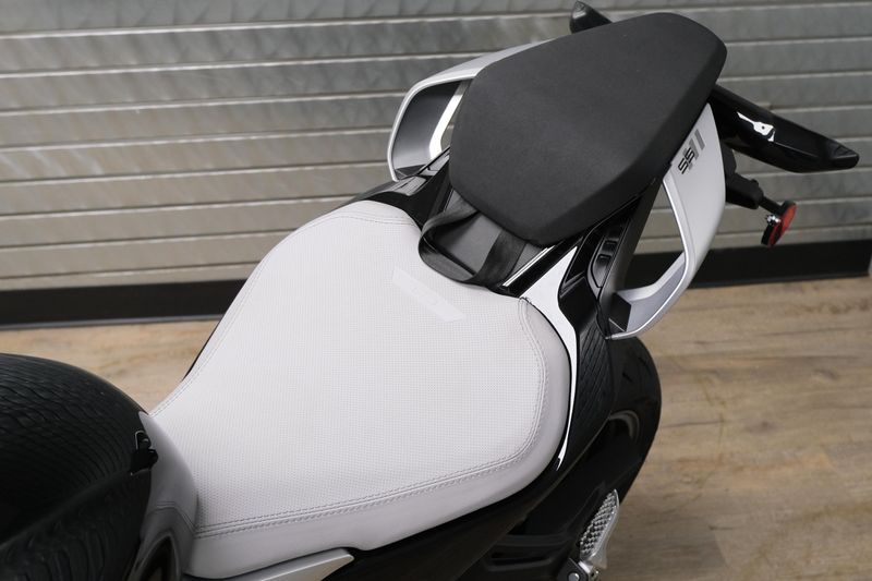 NEW 2026 CFMOTO 675SS Image 22