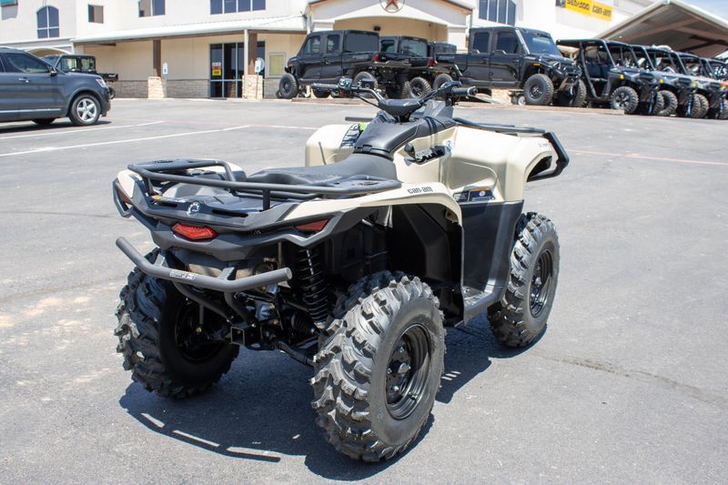 NEW 2026 CAN-AM OUTLANDER PRO HD5 Image 3