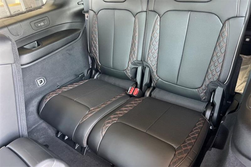 2025 Jeep Grand Cherokee L Summit Reserve photo 15