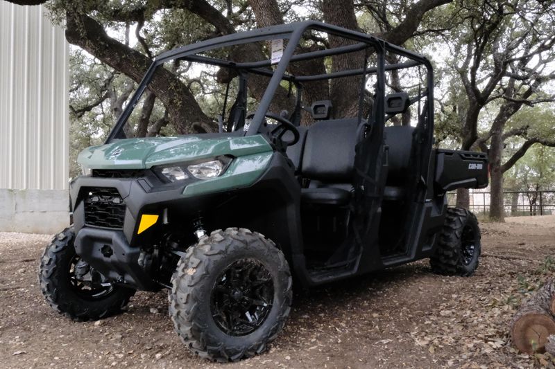 2025 Can-Am DEFENDER MAX DPS HD7 COMPASS GREENImage 14