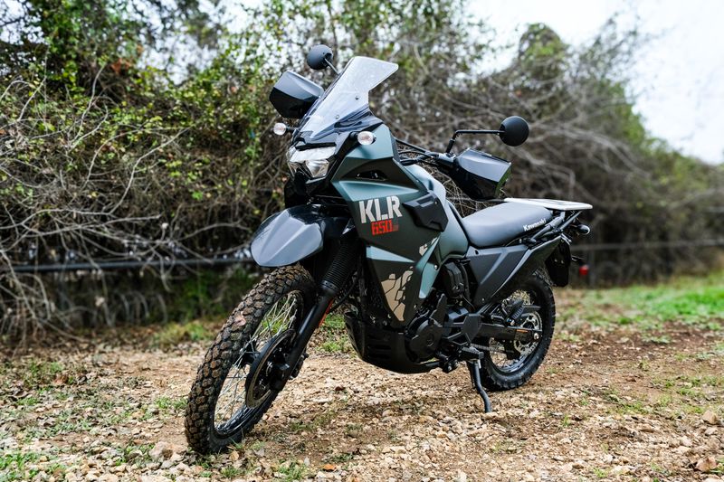 2025 Kawasaki KLR 650 S METALLIC MATTE OLD SCHOOL GREENImage 4