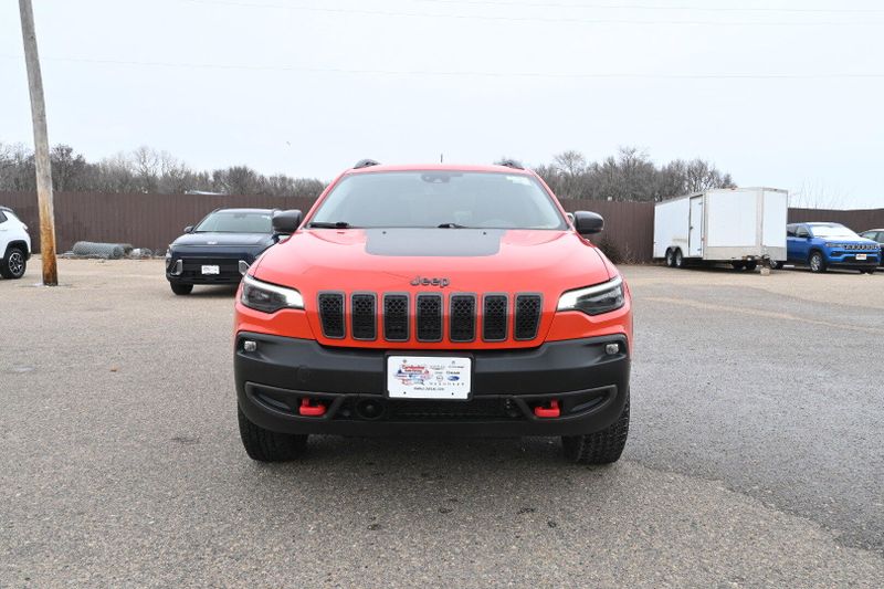 2021 Jeep Cherokee TrailhawkImage 3