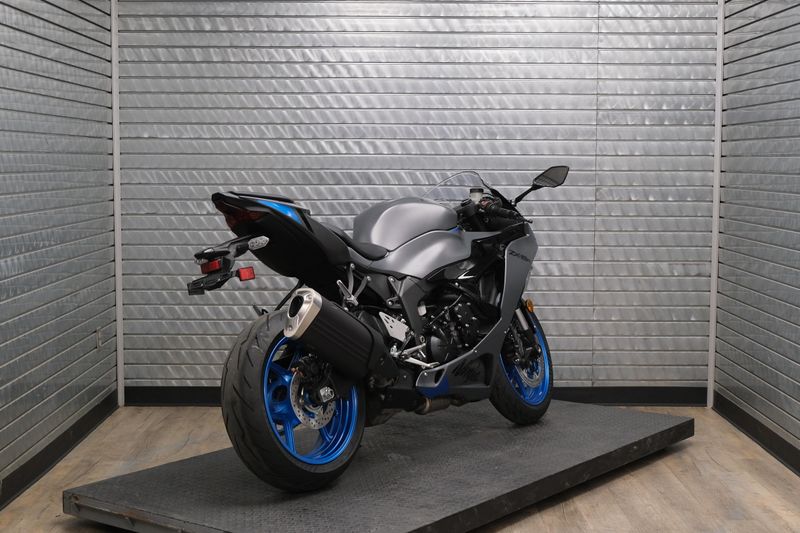 USED 2026 KAWASAKI NINJA ZX6R ABS Image 3