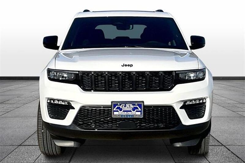 2025 Jeep Grand Cherokee Limited 4x4Image 5