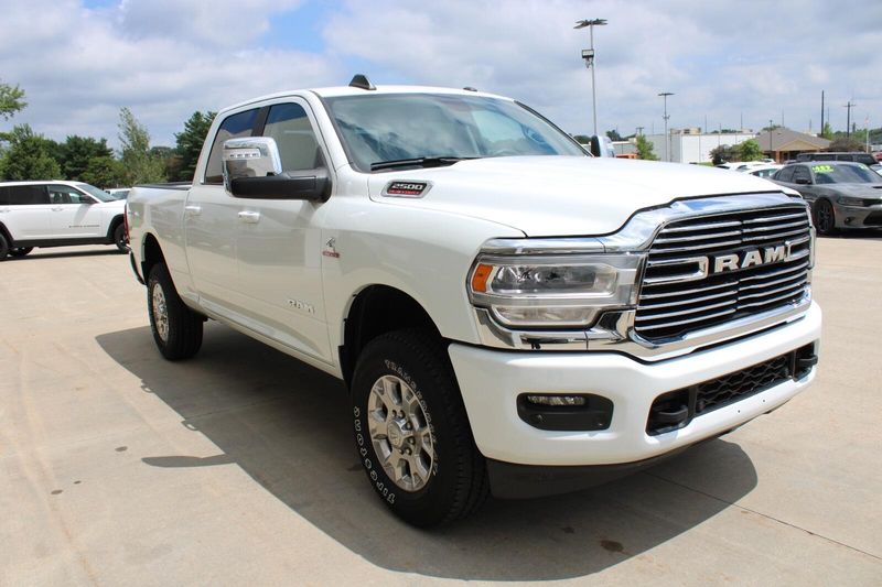 2024 Ram 2500 Laramie photo 4