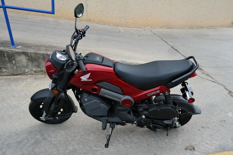 USED 2024 HONDA NAVI Image 6