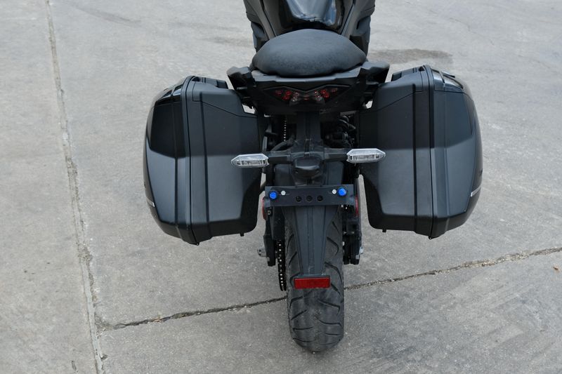 2023 Kawasaki VERSYS 650 LT METALLIC SPARK BLACK AND METALLIC FLAT SPARK BLACK Image 7