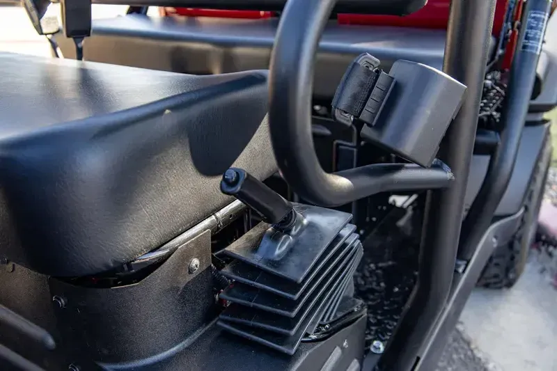 NEW 2026 KAWASAKI MULE 4010 TRANS 4X4 Image 16