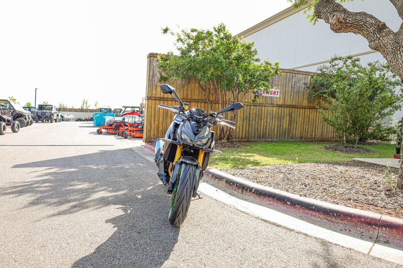NEW 2026 KAWASAKI Z1100 SE ABS Image 17