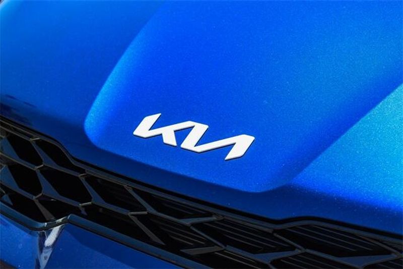 New 2025 Kia K5 GT-LineImage 14