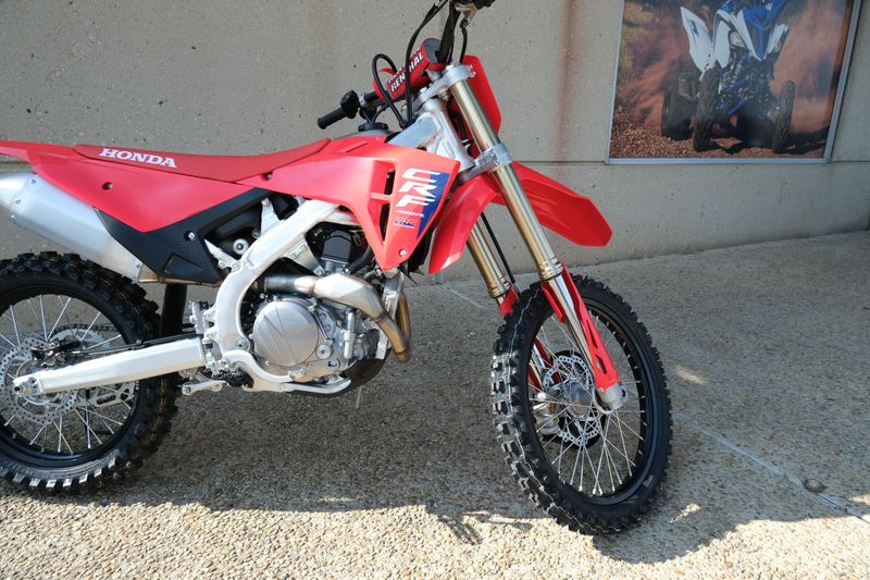 2025 Honda CRF450RS REDImage 8