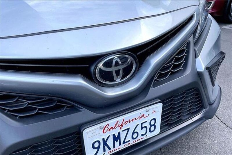 Used 2024 Toyota Camry SEImage 30