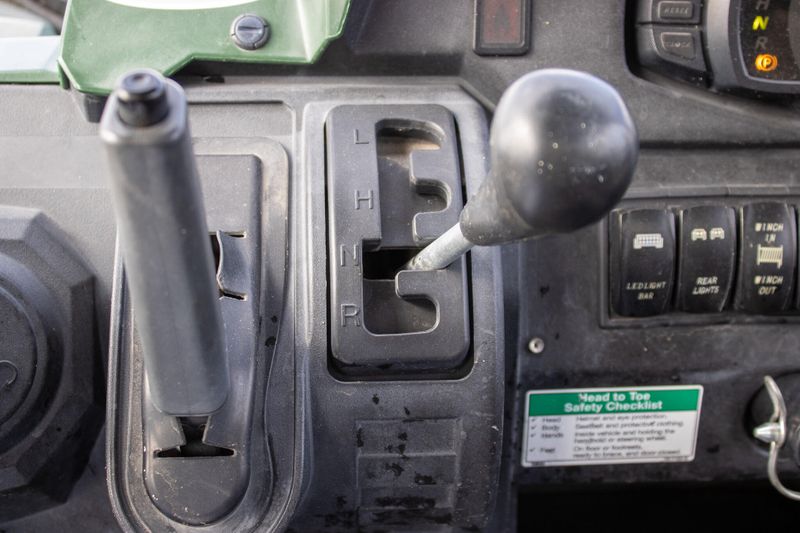 USED 2015 YAMAHA VIKING EPS Image 17