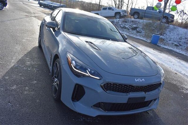 2022 Kia Stinger GT2Image 9