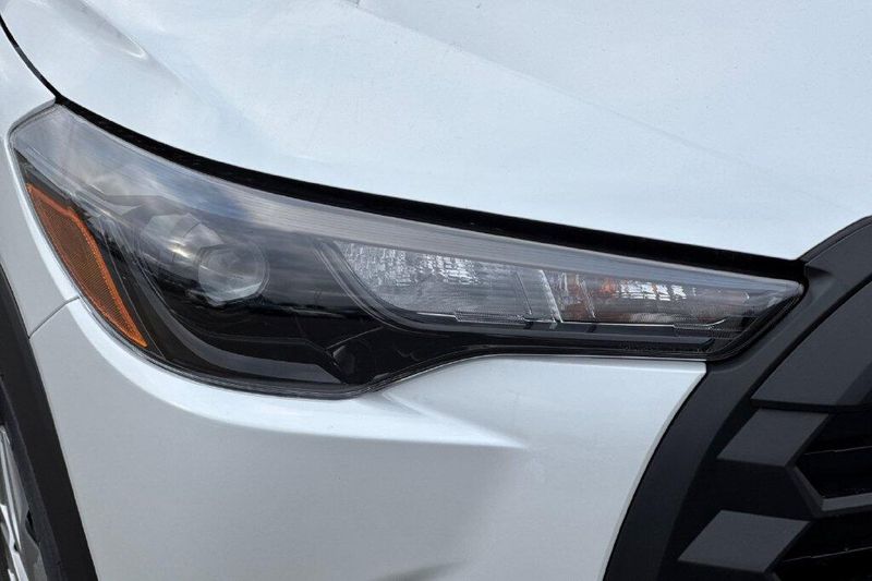 New 2026 Toyota Corolla Cross LImage 29