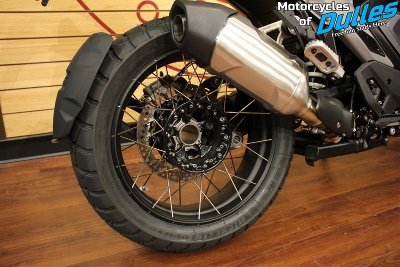 2025 BMW R1300GS ASA Image 12