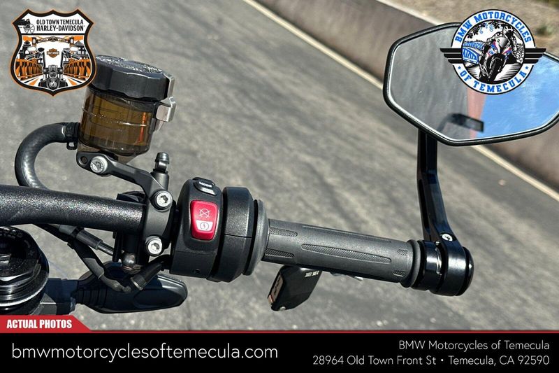 2025 BMW M 1000 RImage 18