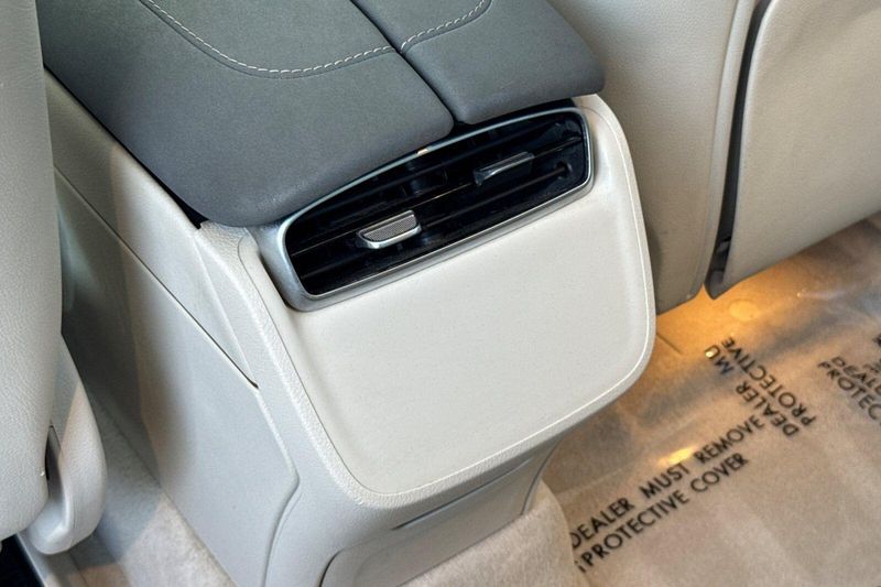 Used 2023 Mercedes-Benz EQS 450Image 14