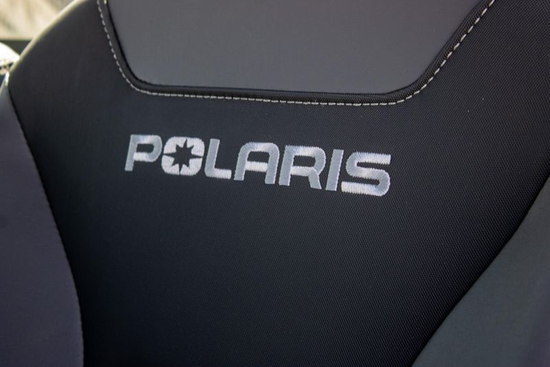 NEW 2026 POLARIS RANGER CREW XD 1500 MOUNTAINEER EDITION Image 17