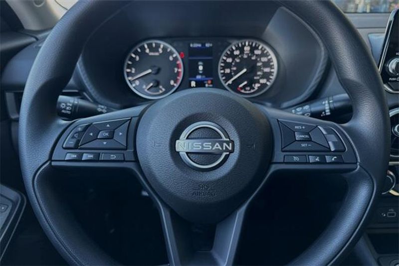 New 2025 Nissan Sentra SImage 19
