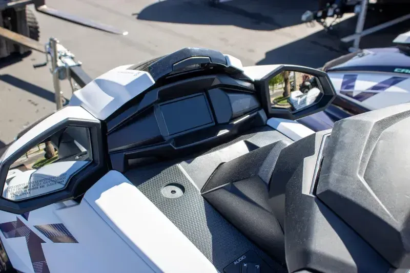 NEW 2026 YAMAHA VX CRUISER HO WITH AUDIO Image 11