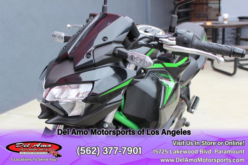 2025 Kawasaki Z650 ABS Image 2