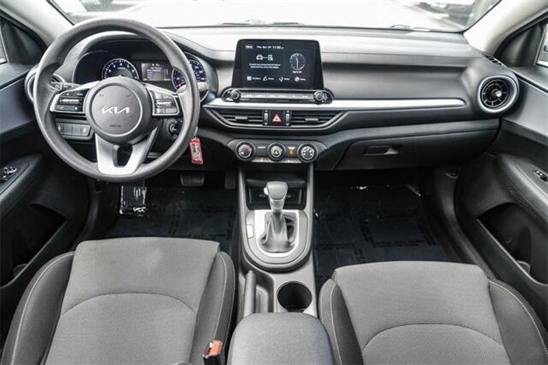 2023 Kia Forte LXSImage 13