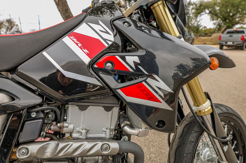 USED 2022 SUZUKI DRZ400SM Image 11