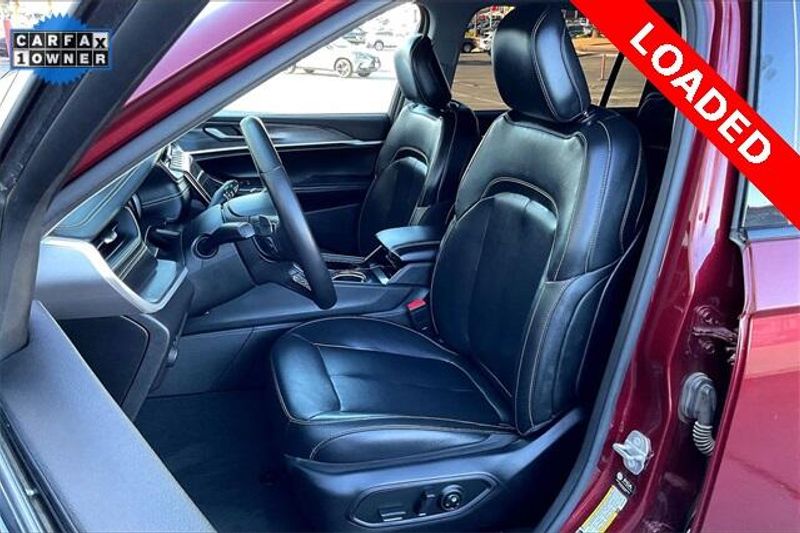 Used 2021 Jeep Grand Cherokee L LimitedImage 24