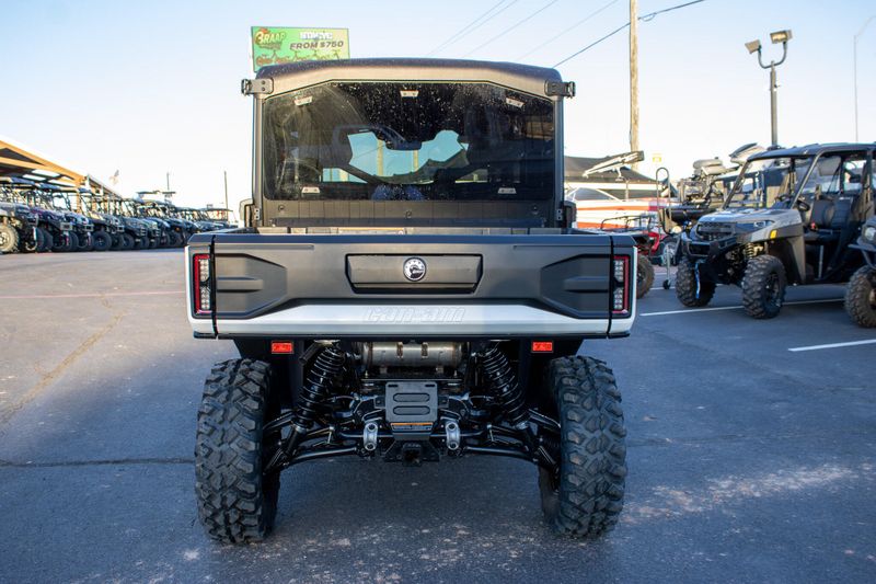 NEW 2026 CAN-AM DEFENDER MAX LIMITED CAB HD11 Image 5