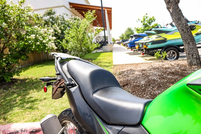 2025 Kawasaki VERSYSX 300  CANDY LIME GREEN AND METALLIC FLAT SPARK BLACK Image 15