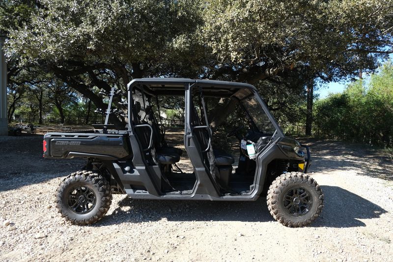 2025 Can-Am DEFENDER MAX LONE STAR HD10 STEALTH BLACKImage 31