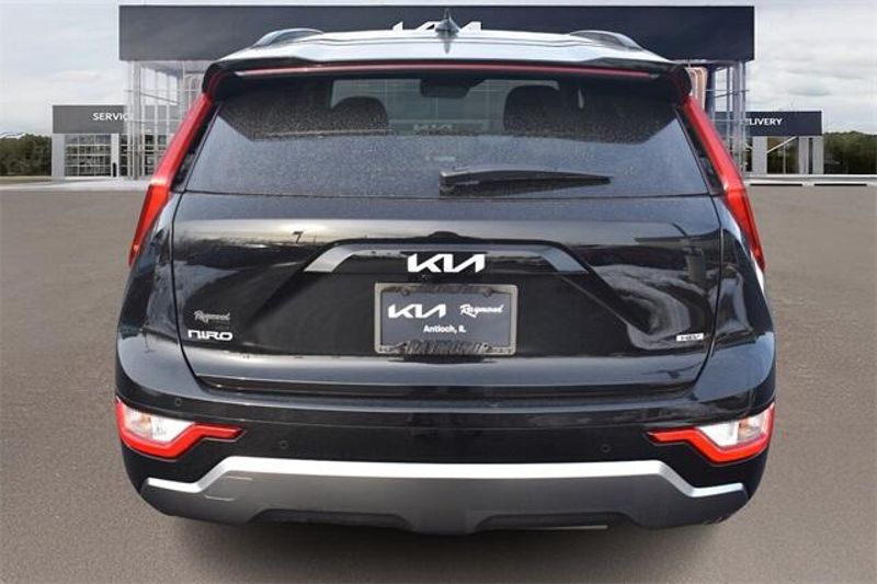 2025 Kia Niro EX TouringImage 4