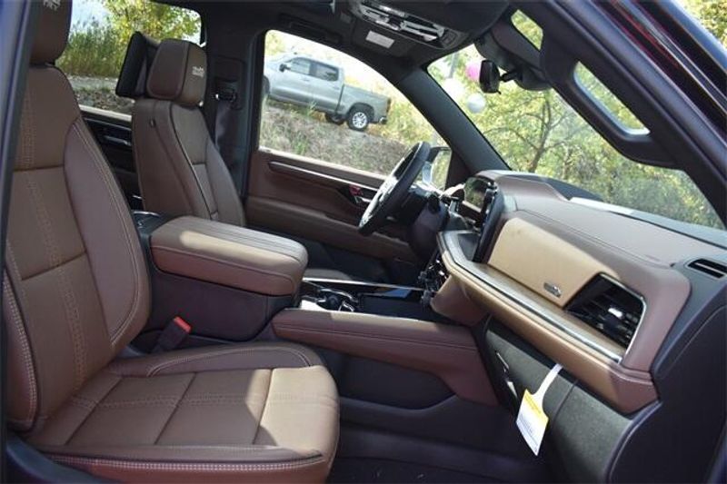 New 2026 Chevrolet Tahoe High CountryImage 19