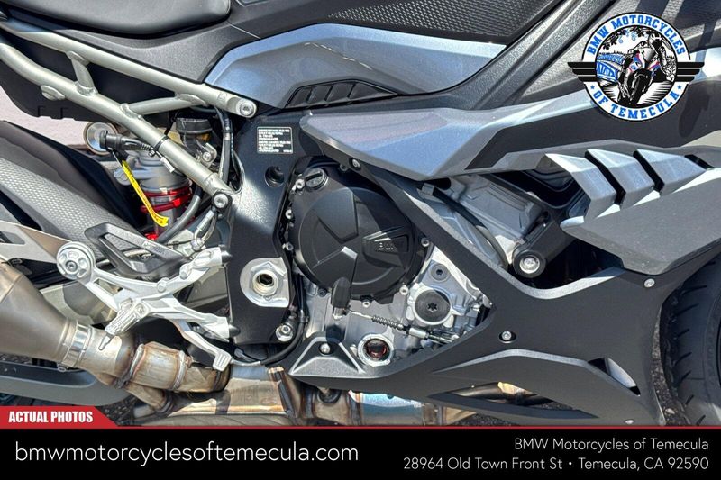2025 BMW S 1000 RRImage 11