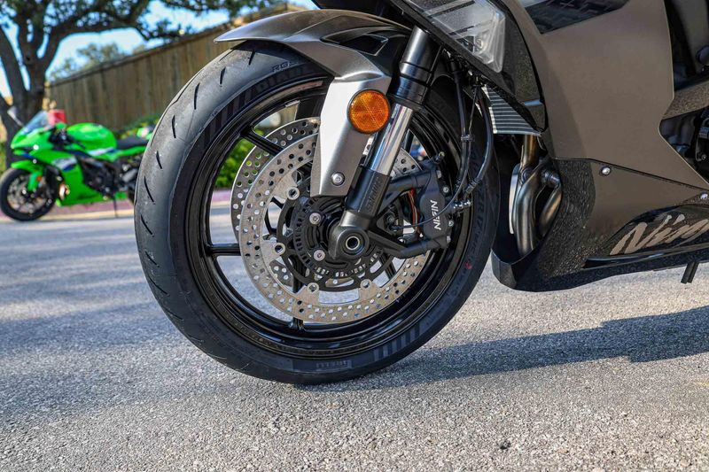 NEW 2026 KAWASAKI NINJA ZX6R ABS Image 7