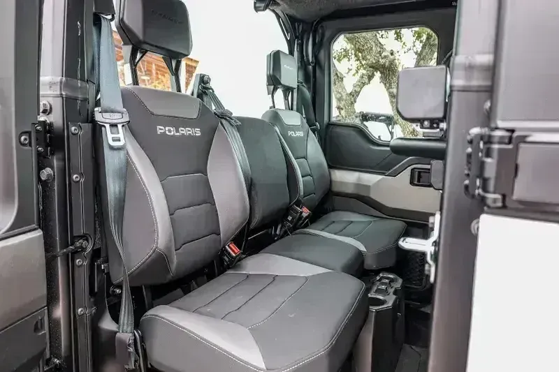 NEW 2025 POLARIS RANGER CREW XD 1500 NORTHSTAR EDITION ULTIMATE Image 17