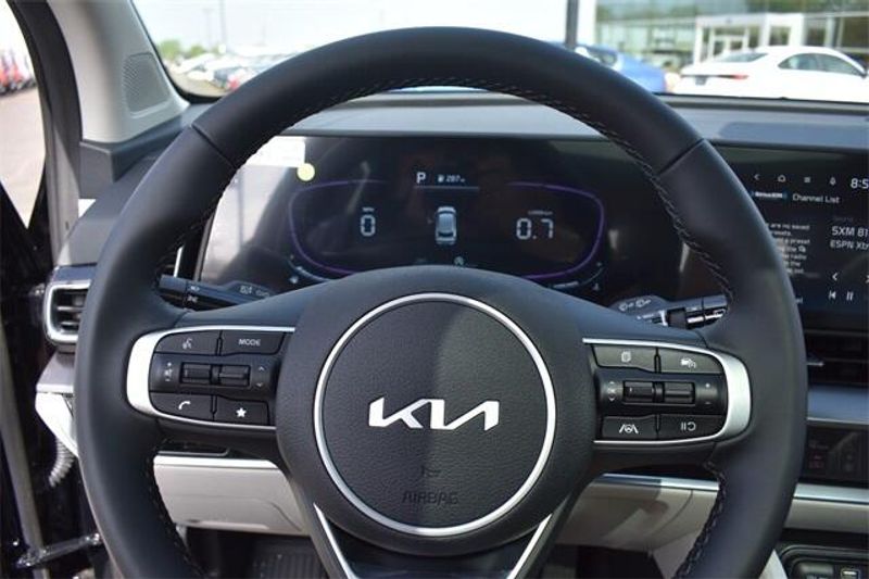 2025 Kia Sportage EXImage 28