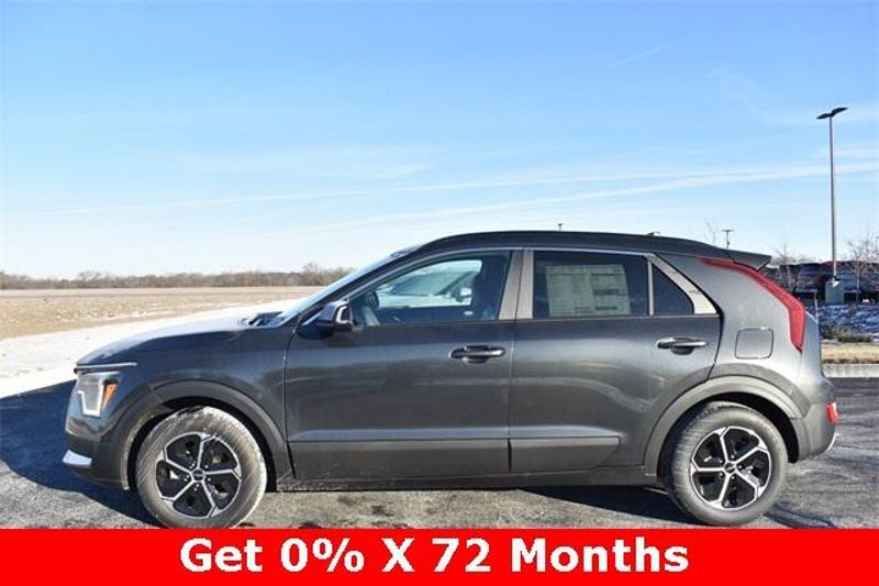 New 2025 Kia Niro EXImage 6