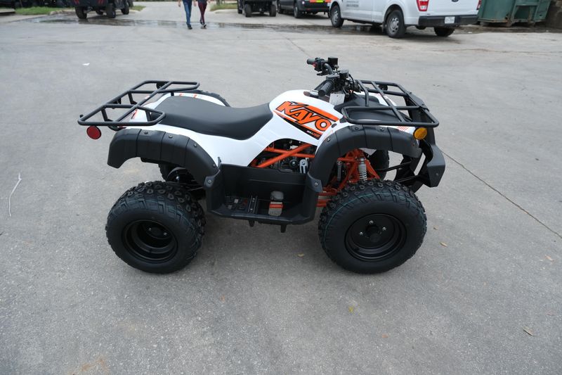 2024 KAYO BULL150 METALLIC WHITE in a METALLIC WHITE exterior color. Family PowerSports (877) 886-1997 familypowersports.com 