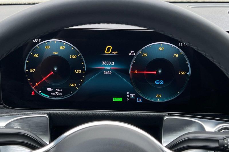2023 Mercedes-Benz EQB 300Image 30