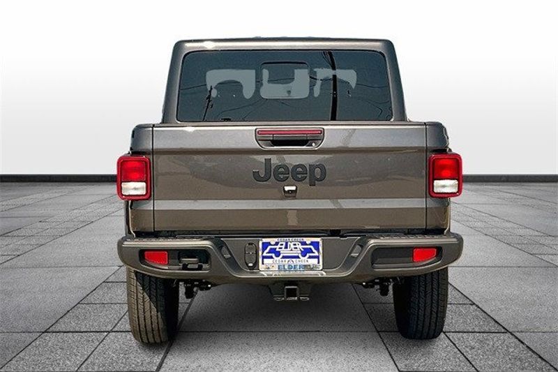 2024 Jeep Gladiator Sport S 4x4Image 4